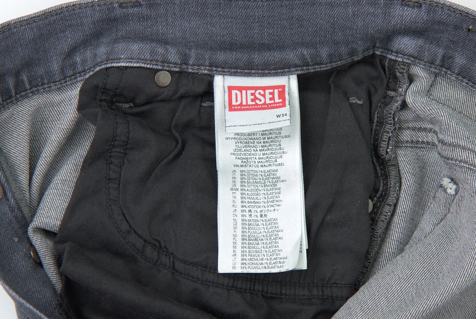 Diesel D Yennox 0ELAX Tapered Jeans Mens Size W34 L32 Stretch Denim Button Fly - Image 13