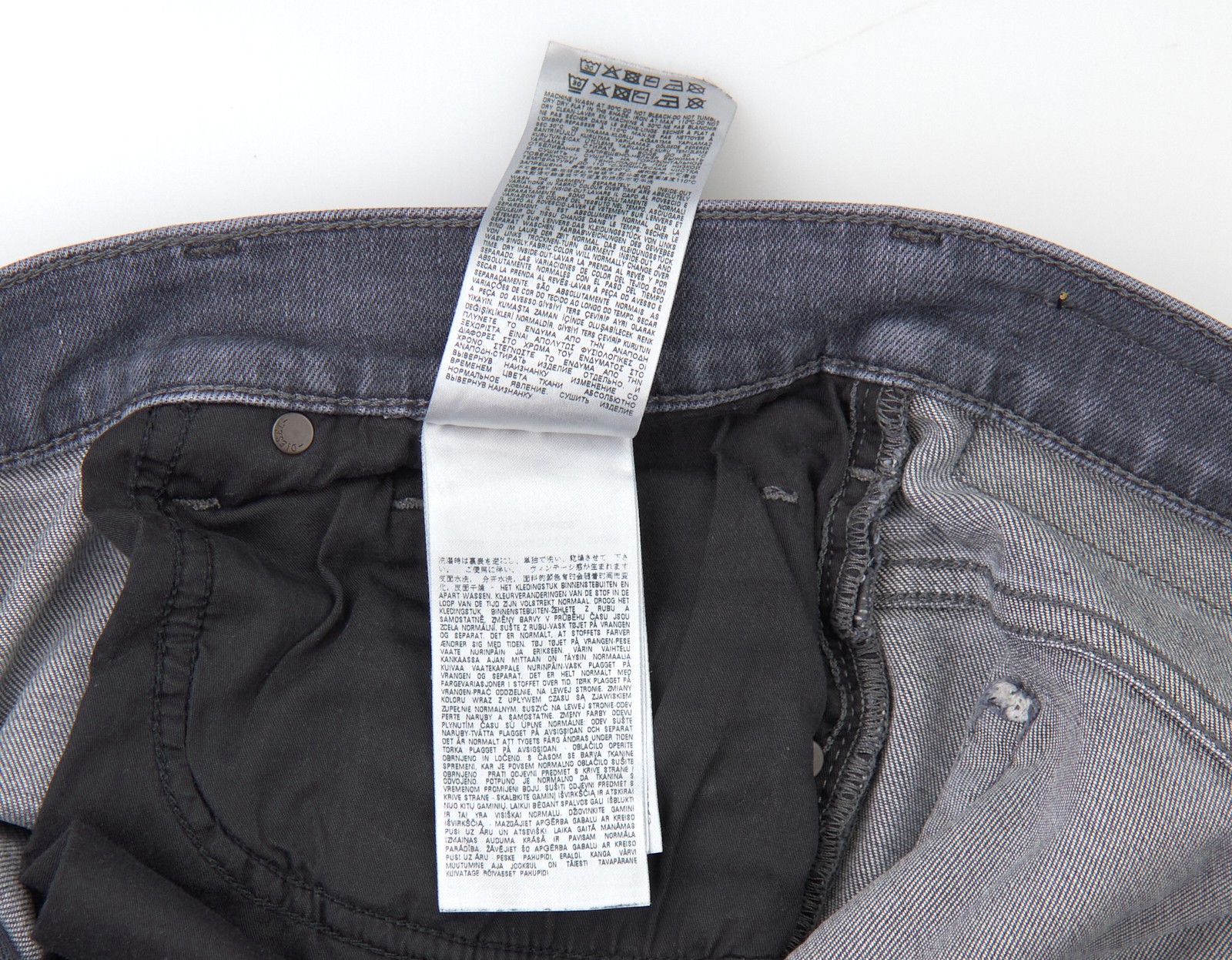 Diesel D Yennox 0ELAX Tapered Jeans Mens Size W34 L32 Stretch Denim Button Fly - Image 15