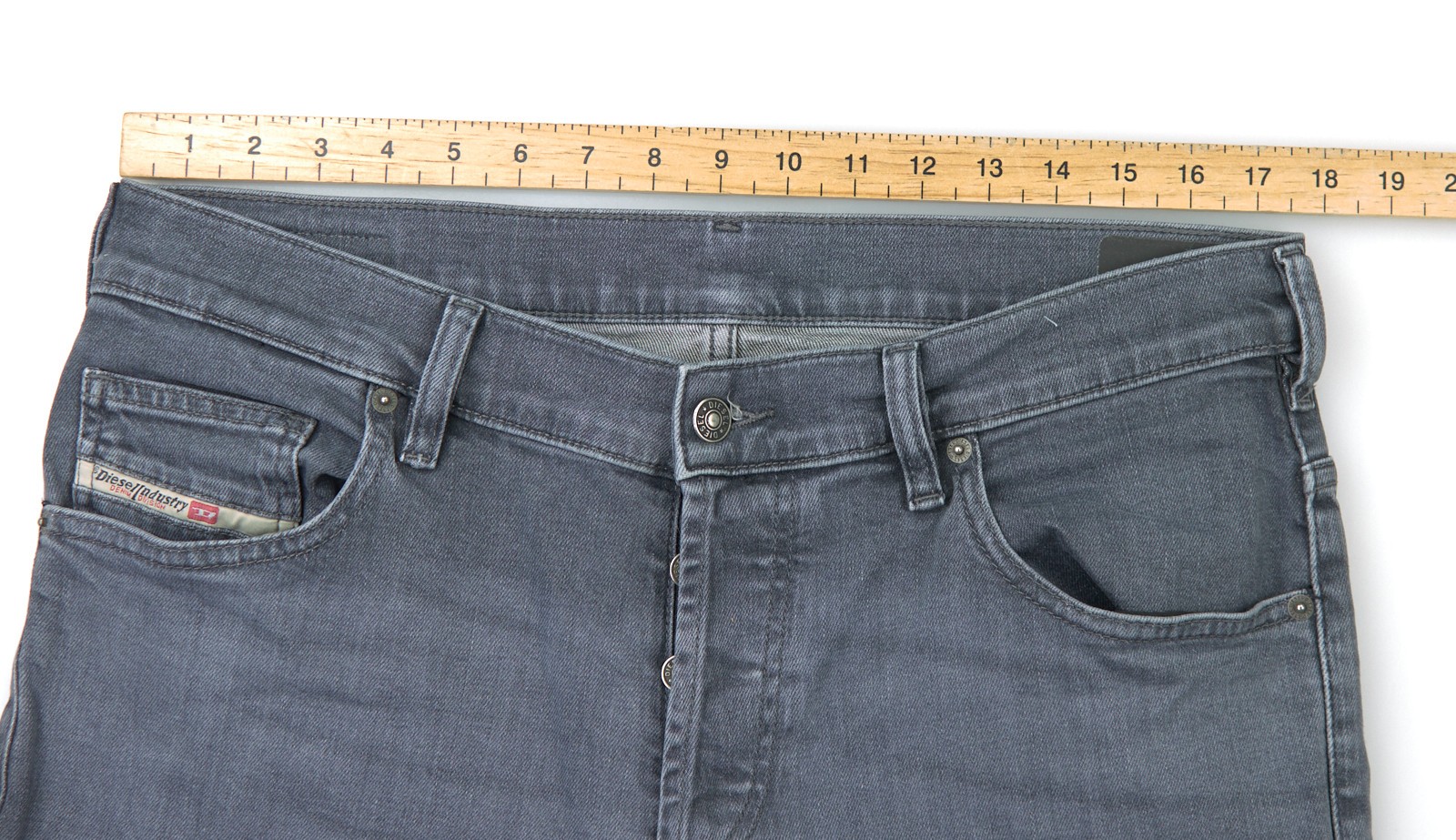 Diesel D Yennox 0ELAX Tapered Jeans Mens Size W34 L32 Stretch Denim Button Fly - Image 19
