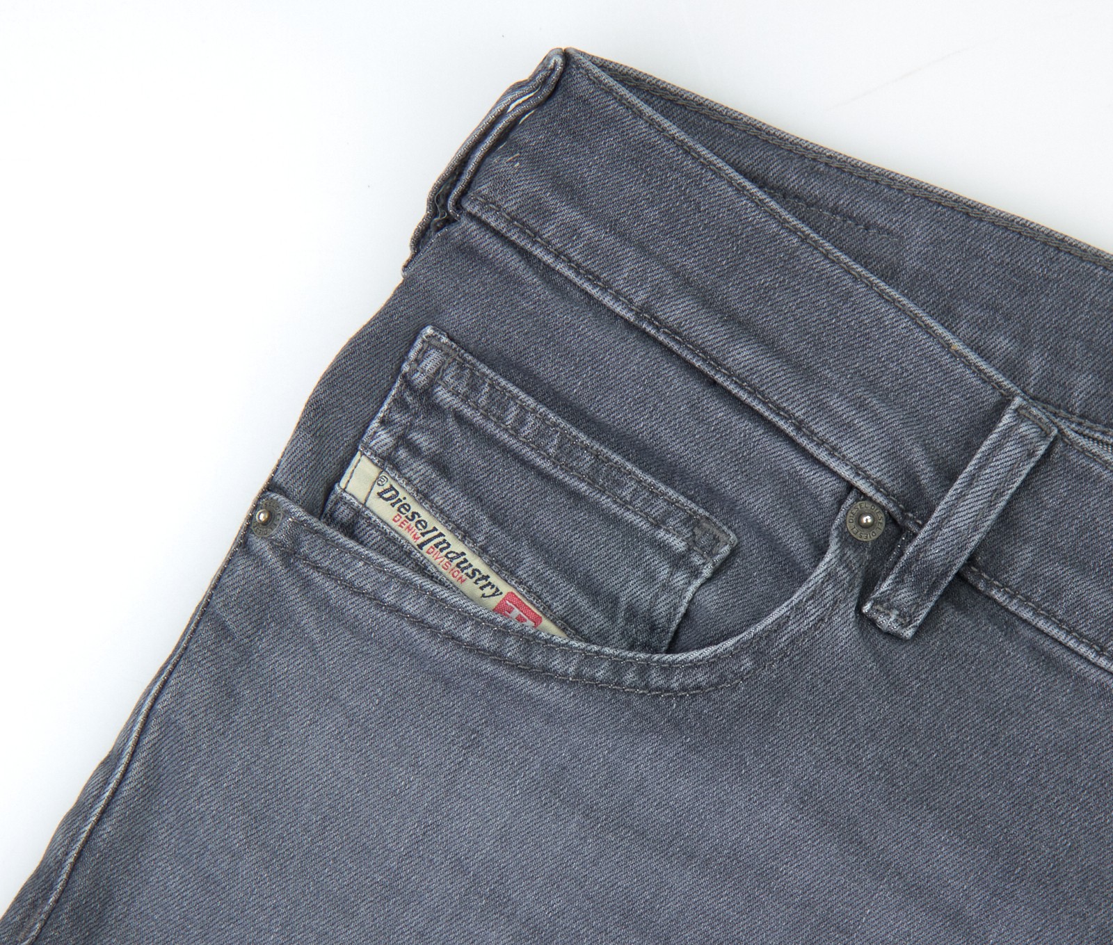 Diesel D Yennox 0ELAX Tapered Jeans Mens Size W34 L32 Stretch Denim Button Fly - Image 8